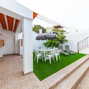 Casa de Férias D02 - Carrob Street House, Lagos