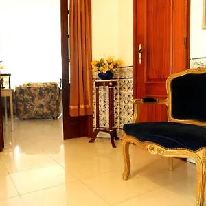 Casa de Férias Francesa, Lagos